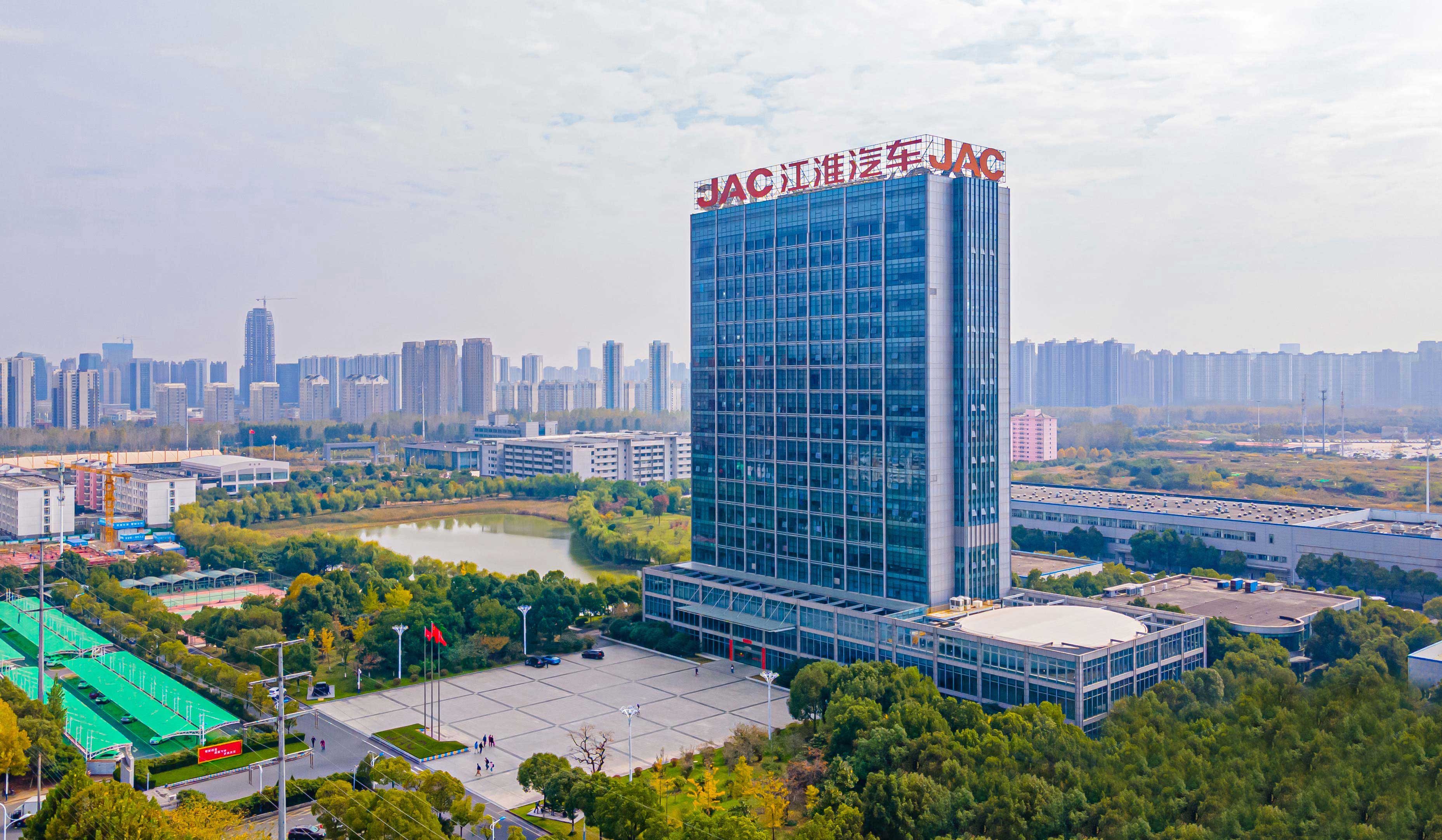 ����60��������������Ʒ��һ�����ϣ�����������¼����������Ʒ������